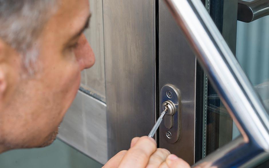 changer une serrure de porte Taverny